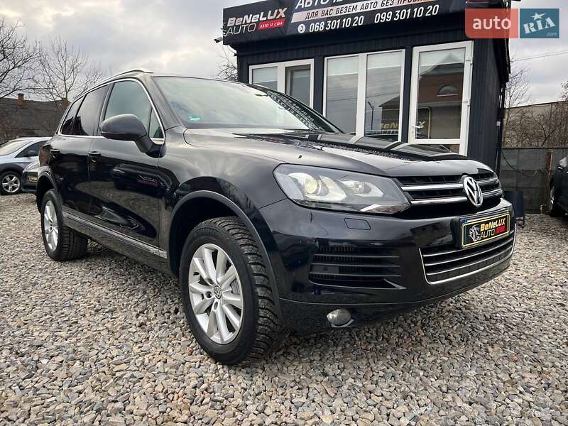 Позашляховик / Кросовер Volkswagen Touareg 2014 в Коломиї