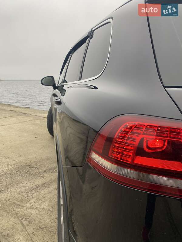 Позашляховик / Кросовер Volkswagen Touareg 2013 в Каневі фото 20 Позашляховик / Кросовер Volkswagen Touareg 2013 в Каневі