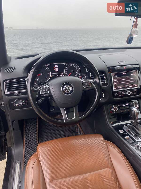 Позашляховик / Кросовер Volkswagen Touareg 2013 в Каневі фото 56 Позашляховик / Кросовер Volkswagen Touareg 2013 в Каневі