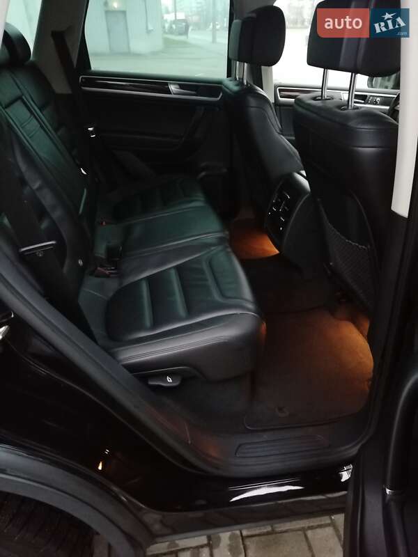 Внедорожник / Кроссовер Volkswagen Touareg 2016 в Киеве фото 3 Внедорожник / Кроссовер Volkswagen Touareg 2016 в Киеве