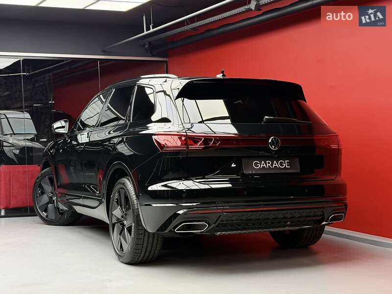 Позашляховик / Кросовер Volkswagen Touareg 2025 в Києві