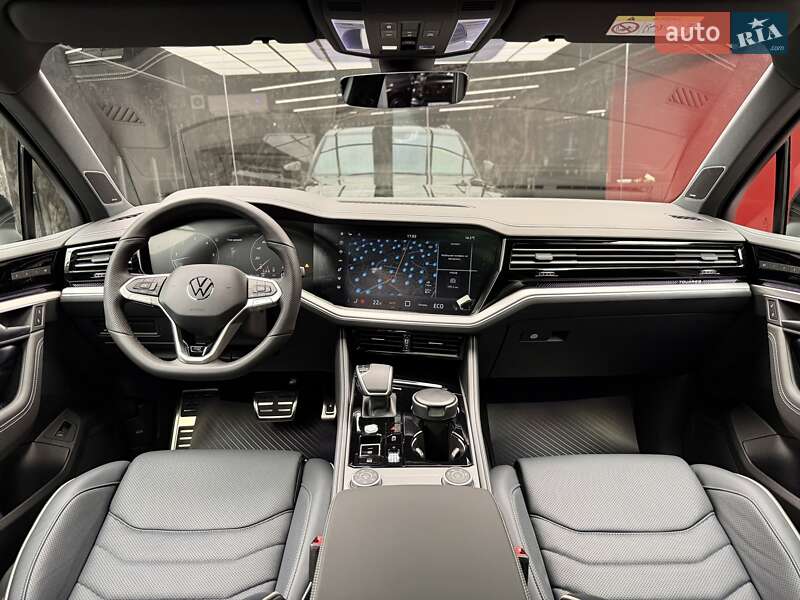 Позашляховик / Кросовер Volkswagen Touareg 2025 в Києві