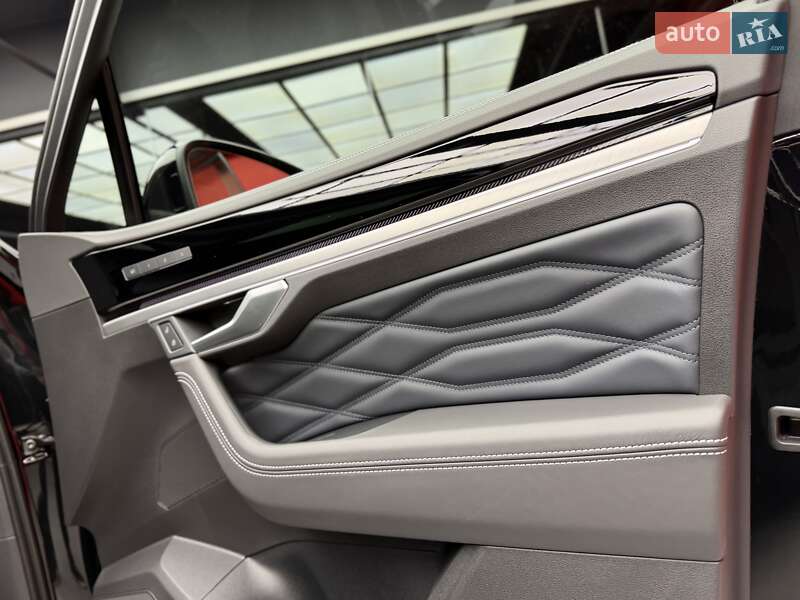 Позашляховик / Кросовер Volkswagen Touareg 2025 в Києві