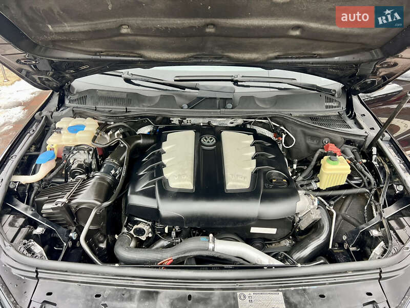 Позашляховик / Кросовер Volkswagen Touareg 2010 в Чернівцях фото 34 Позашляховик / Кросовер Volkswagen Touareg 2010 в Чернівцях