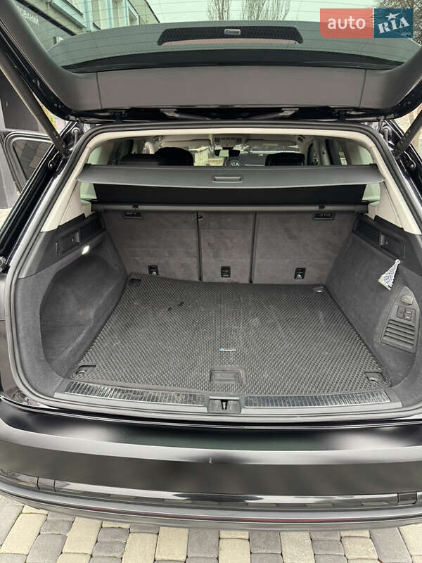 Внедорожник / Кроссовер Volkswagen Touareg 2021 в Запорожье