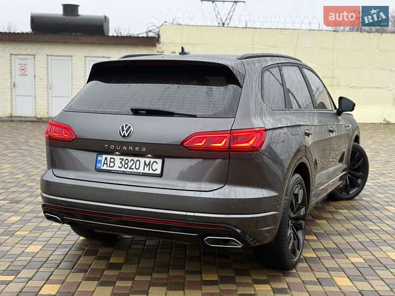 Внедорожник / Кроссовер Volkswagen Touareg 2021 в Днепре