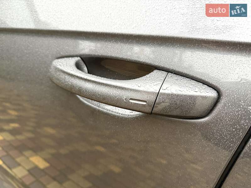 Внедорожник / Кроссовер Volkswagen Touareg 2021 в Днепре