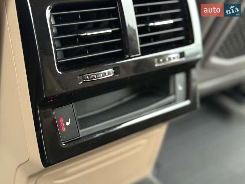 Внедорожник / Кроссовер Volkswagen Touareg 2021 в Днепре