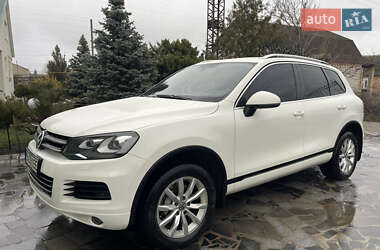 Внедорожник / Кроссовер Volkswagen Touareg 2011 в Виннице