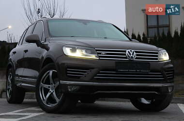 Внедорожник / Кроссовер Volkswagen Touareg 2015 в Ровно