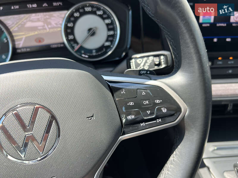 Внедорожник / Кроссовер Volkswagen Touareg 2021 в Ужгороде