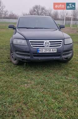 Внедорожник / Кроссовер Volkswagen Touareg 2004 в Днепре