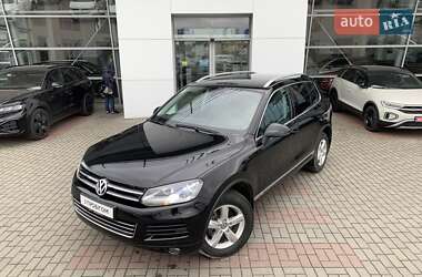 Позашляховик / Кросовер Volkswagen Touareg 2012 в Львові