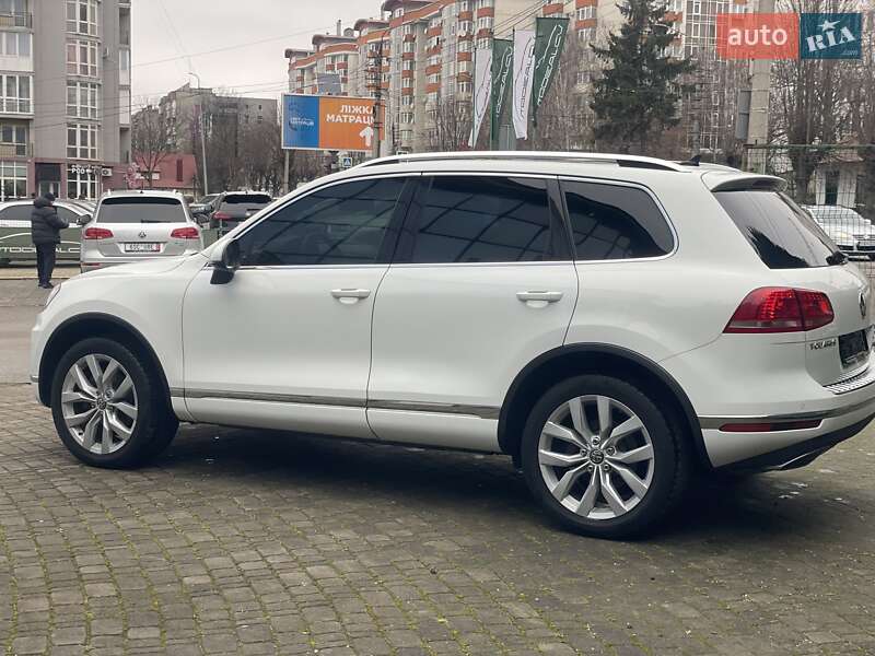 Позашляховик / Кросовер Volkswagen Touareg 2014 в Чернівцях фото 7 Позашляховик / Кросовер Volkswagen Touareg 2014 в Чернівцях