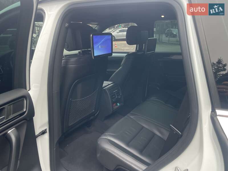 Позашляховик / Кросовер Volkswagen Touareg 2014 в Чернівцях фото 16 Позашляховик / Кросовер Volkswagen Touareg 2014 в Чернівцях
