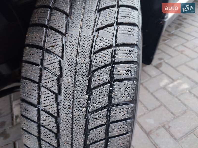 Внедорожник / Кроссовер Volkswagen Touareg 2005 в Коломые