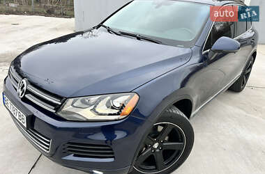 Позашляховик / Кросовер Volkswagen Touareg 2013 в Миколаєві