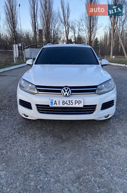 Позашляховик / Кросовер Volkswagen Touareg 2012 в Охтирці