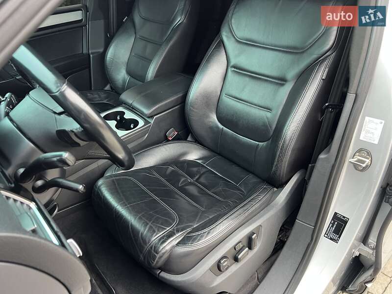 Внедорожник / Кроссовер Volkswagen Touareg 2010 в Ровно фото 27 Внедорожник / Кроссовер Volkswagen Touareg 2010 в Ровно