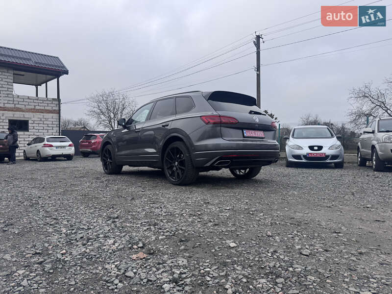 Внедорожник / Кроссовер Volkswagen Touareg 2019 в Звенигородке фото 20 Внедорожник / Кроссовер Volkswagen Touareg 2019 в Звенигородке