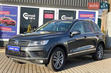 Позашляховик / Кросовер Volkswagen Touareg 2015 в Львові