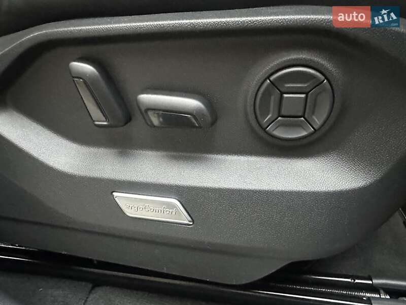 Внедорожник / Кроссовер Volkswagen Touareg 2021 в Киеве фото 47 Внедорожник / Кроссовер Volkswagen Touareg 2021 в Киеве