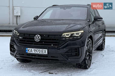 Позашляховик / Кросовер Volkswagen Touareg 2021 в Києві