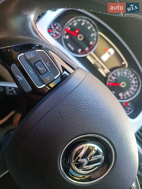Внедорожник / Кроссовер Volkswagen Touareg 2013 в Коломые фото 18 Внедорожник / Кроссовер Volkswagen Touareg 2013 в Коломые
