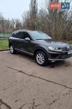 Внедорожник / Кроссовер Volkswagen Touareg 2017 в Житомире