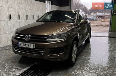 Внедорожник / Кроссовер Volkswagen Touareg 2012 в Микуличине