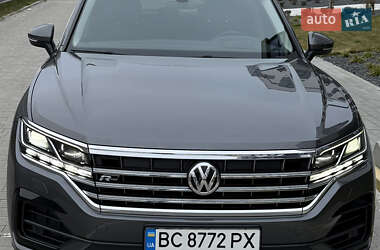 Внедорожник / Кроссовер Volkswagen Touareg 2019 в Львове