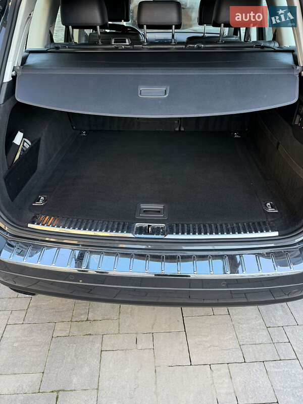 Позашляховик / Кросовер Volkswagen Touareg 2011 в Кам'янець-Подільському
