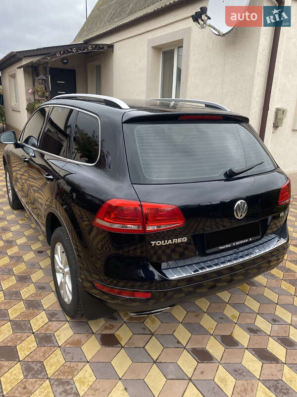 Внедорожник / Кроссовер Volkswagen Touareg 2012 в Белой Церкви