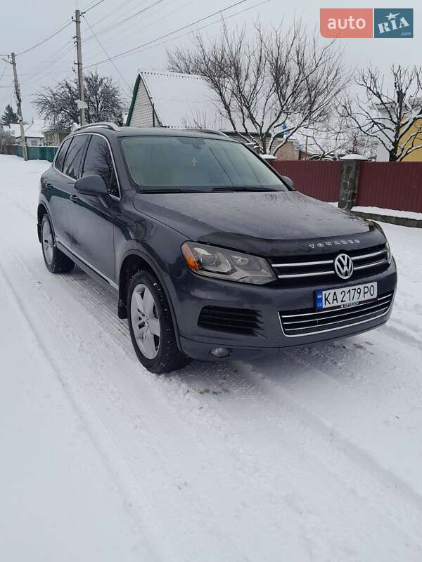 Внедорожник / Кроссовер Volkswagen Touareg 2011 в Каменке фото 3 Внедорожник / Кроссовер Volkswagen Touareg 2011 в Каменке