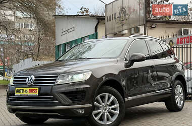 Позашляховик / Кросовер Volkswagen Touareg 2016 в Миколаєві