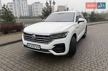 Позашляховик / Кросовер Volkswagen Touareg 2018 в Івано-Франківську