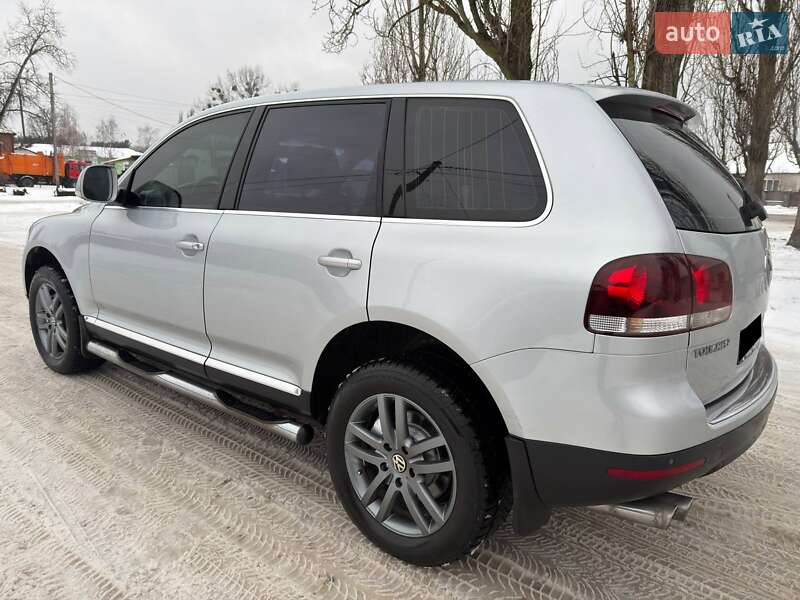 Внедорожник / Кроссовер Volkswagen Touareg 2008 в Ахтырке