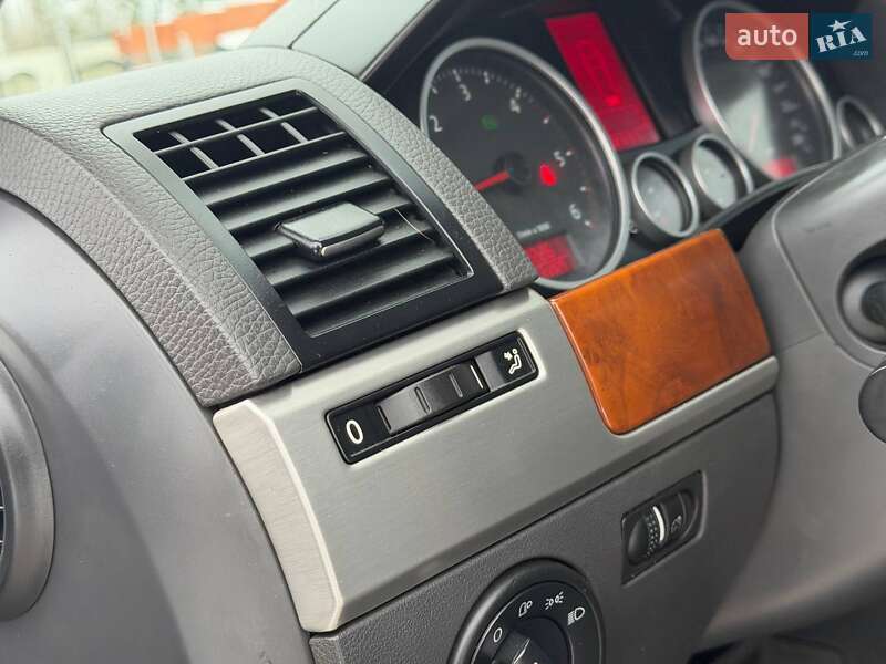 Внедорожник / Кроссовер Volkswagen Touareg 2008 в Ахтырке