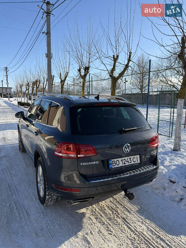 Позашляховик / Кросовер Volkswagen Touareg 2012 в Тернополі