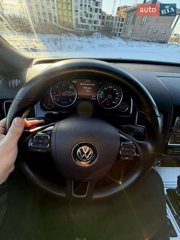 Позашляховик / Кросовер Volkswagen Touareg 2012 в Тернополі