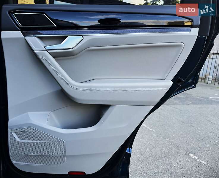Внедорожник / Кроссовер Volkswagen Touareg 2019 в Киеве фото 24 Внедорожник / Кроссовер Volkswagen Touareg 2019 в Киеве