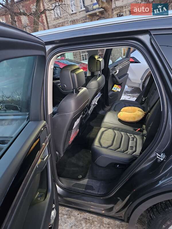 Внедорожник / Кроссовер Volkswagen Touareg 2020 в Львове