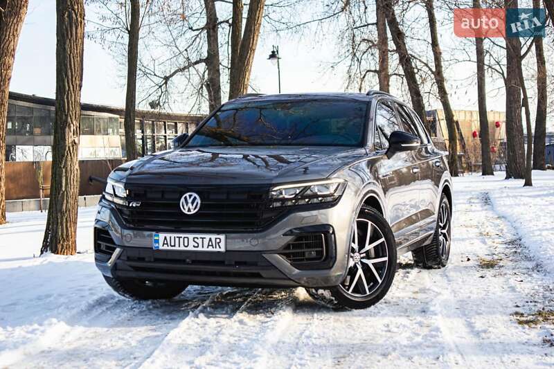 Внедорожник / Кроссовер Volkswagen Touareg 2019 в Киеве