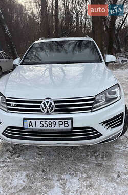 Позашляховик / Кросовер Volkswagen Touareg 2018 в Хмельницькому