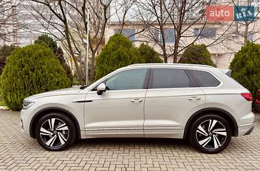 Внедорожник / Кроссовер Volkswagen Touareg 2020 в Одессе