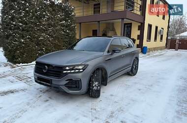 Позашляховик / Кросовер Volkswagen Touareg 2021 в Харкові