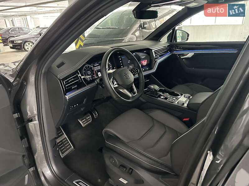 Внедорожник / Кроссовер Volkswagen Touareg 2023 в Киеве фото 40 Внедорожник / Кроссовер Volkswagen Touareg 2023 в Киеве
