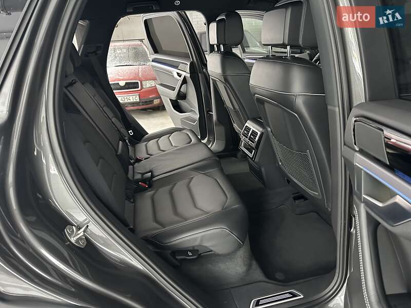 Внедорожник / Кроссовер Volkswagen Touareg 2023 в Киеве фото 44 Внедорожник / Кроссовер Volkswagen Touareg 2023 в Киеве