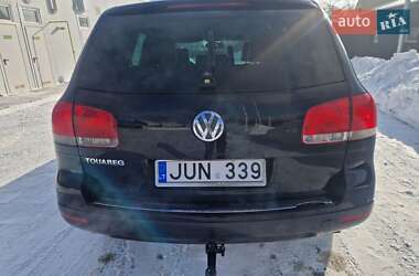 Внедорожник / Кроссовер Volkswagen Touareg 2004 в Ромнах