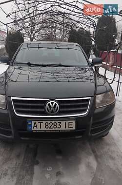 Позашляховик / Кросовер Volkswagen Touareg 2005 в Косові